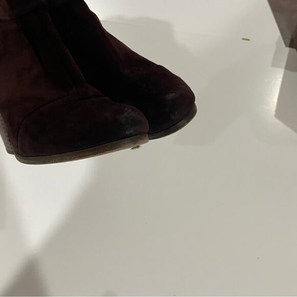 Rag & Bone Classic Newbury Burgundy Suede Heeled Ankle Booties Size 38‎ - Picture 5 of 14